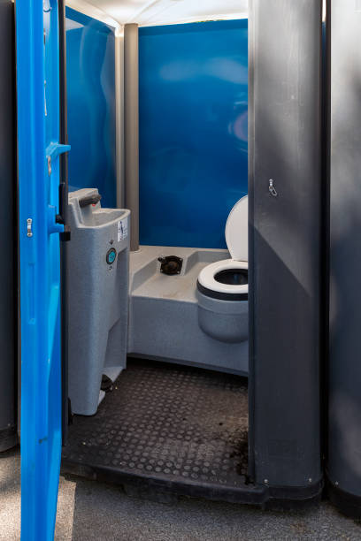 Best Porta potty delivery and setup  in Fairhope, AL